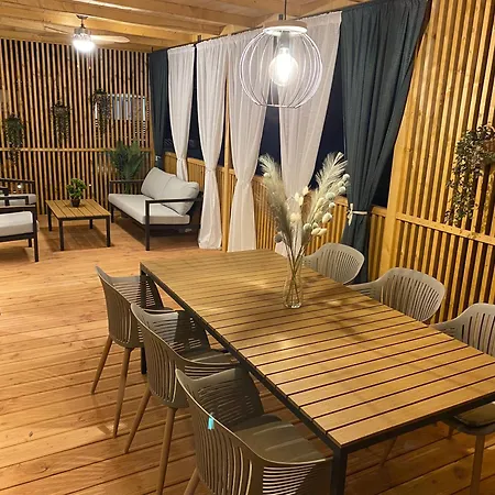 Mobile Anja בית נופש ביוגראד נה מורו