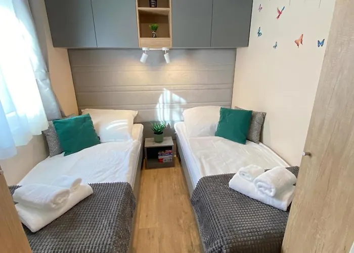 Mobile Anja * ביוגראד נה מורו